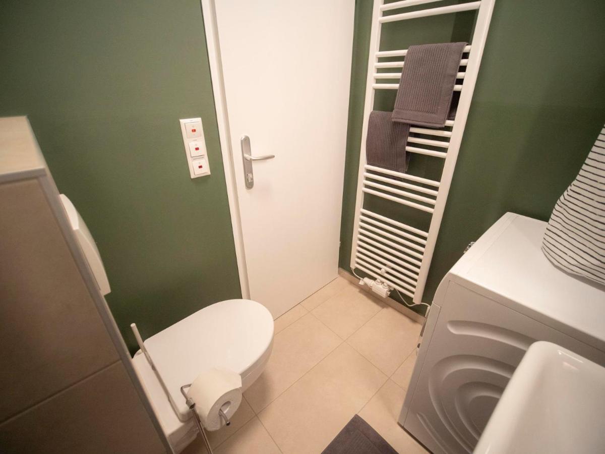 Green Flat By Grazrentals With Garden View & Parking Included Экстерьер фото