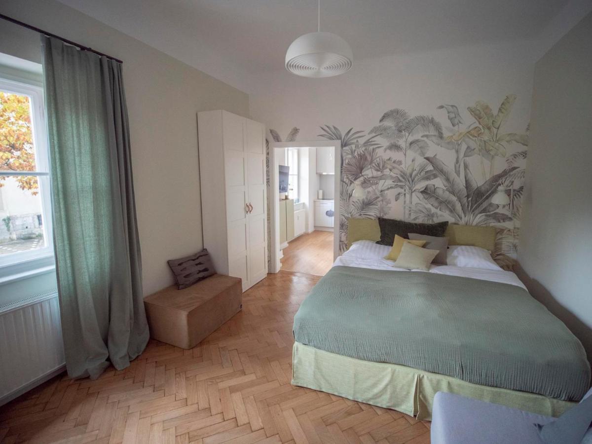 Green Flat By Grazrentals With Garden View & Parking Included Экстерьер фото